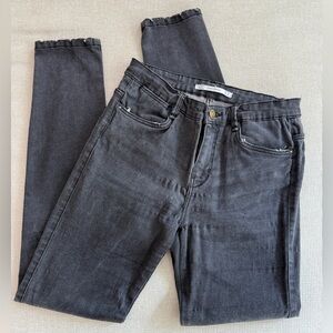Zara TRF Gray Stretch Skinny High Waist Jeans Size 4/6 29” Inseam 27” Waist